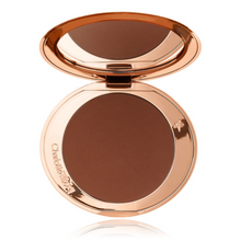 Cargar imagen en el visor de la galería, Charlotte Tilbury Airbrush Bronzer
